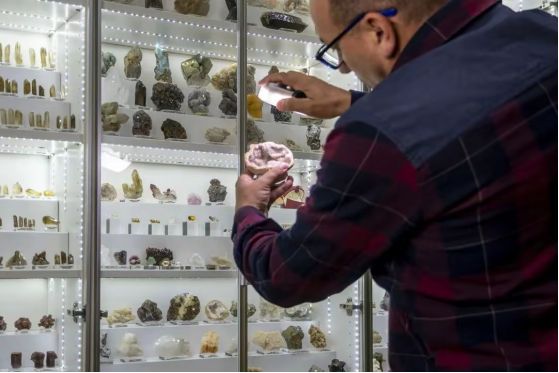 第一批玄学在全世界薅羊毛？开元棋牌靠着情绪价值出海(图11)